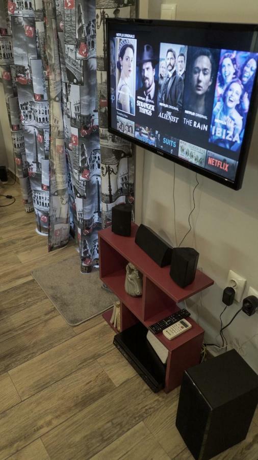 D16-Cosy Downtown Apartment Athena Bagian luar foto