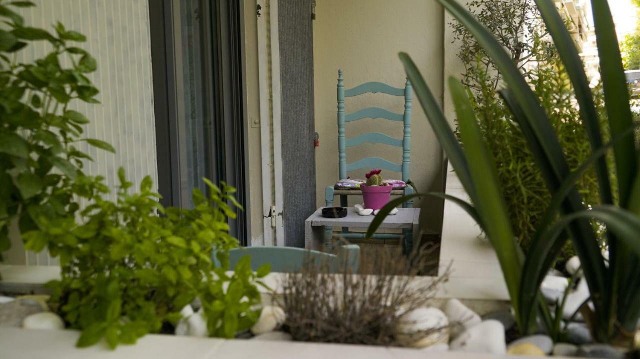 D16-Cosy Downtown Apartment Athena Bagian luar foto