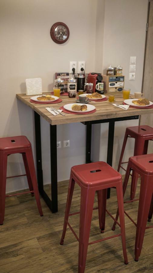 D16-Cosy Downtown Apartment Athena Bagian luar foto