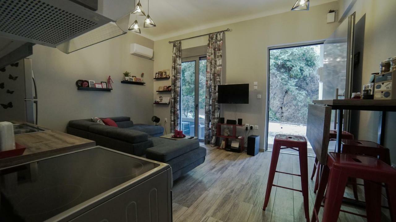 D16-Cosy Downtown Apartment Athena Bagian luar foto