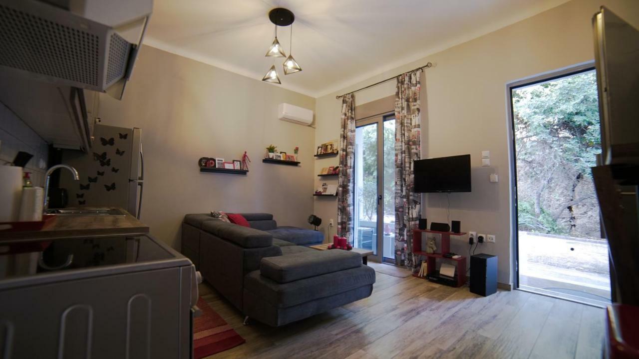 D16-Cosy Downtown Apartment Athena Bagian luar foto